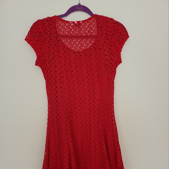 Mini Red Eyelet dress with matching removable spaghetti strap slip. - Picture 2 of 4